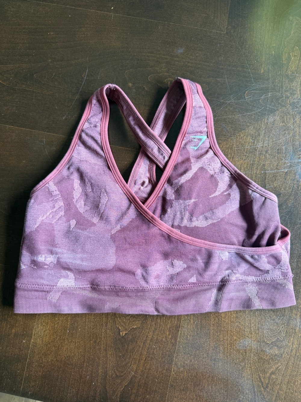 Gym-style Crossback Sports Bra - maroon